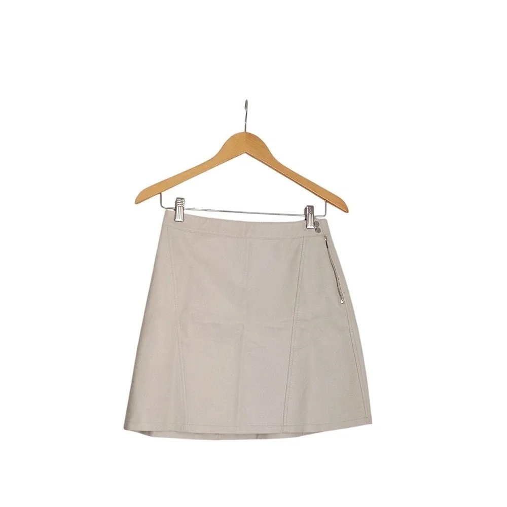ZARA Cream Faux Leather Mini Skirt Side Zip A-Line Off White Vegan‎ Leather S